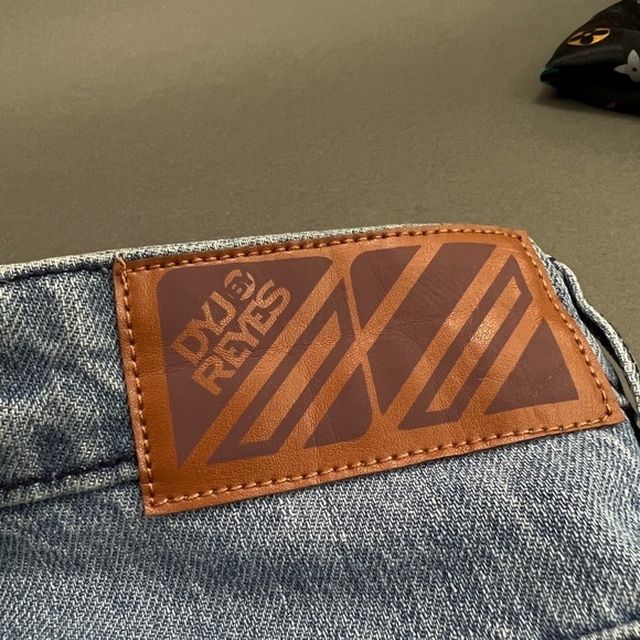 SOLD ARCHIVE - Bootcut Flare Y2K Vintage Jeans by DYJ REYES - Picture 10 of 13